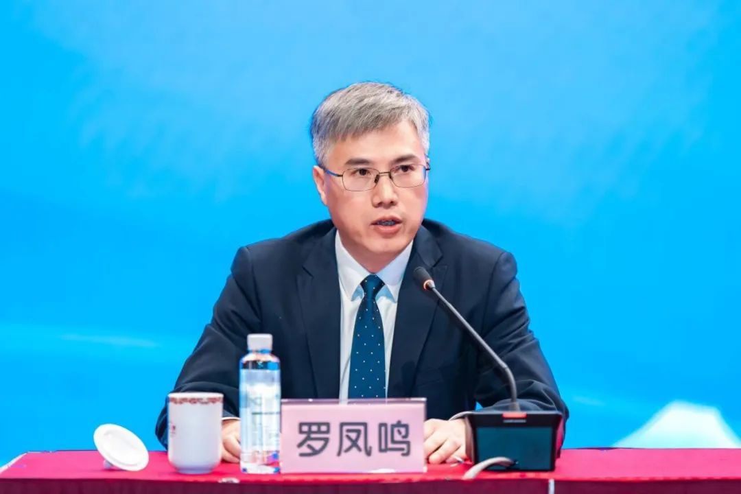 华西医院换帅！执掌10年的李为民卸任